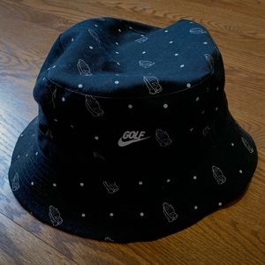 Black Nike golf bucket hat size L/XL!